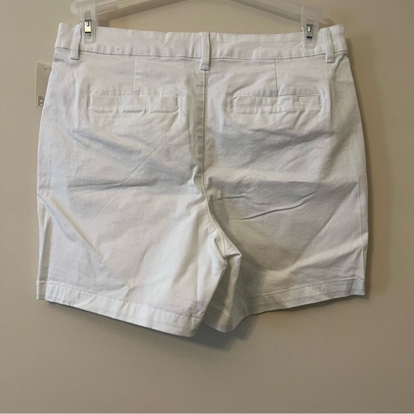 Amazon Essentials Size 2 Chino Short - Picture 7 of 9